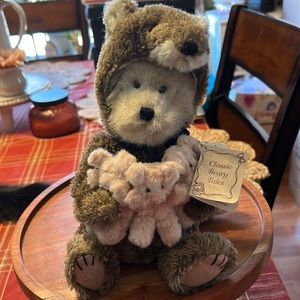 Huff P. Wolf “Three Little Pigs” Vintage Retired Classic Beary Tales Boyds NWT